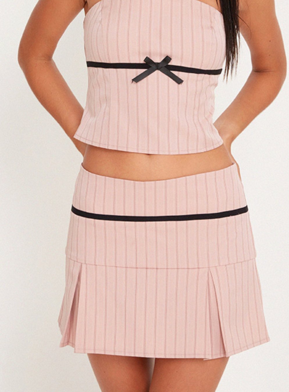 Istari Pinstripe Pleated Skirt - Highly Praise